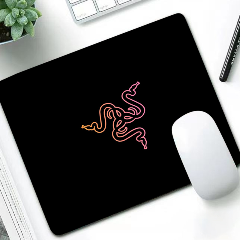 Razer Luxury Mouse Pad Anime G - Pc Gaming Sultan review and price